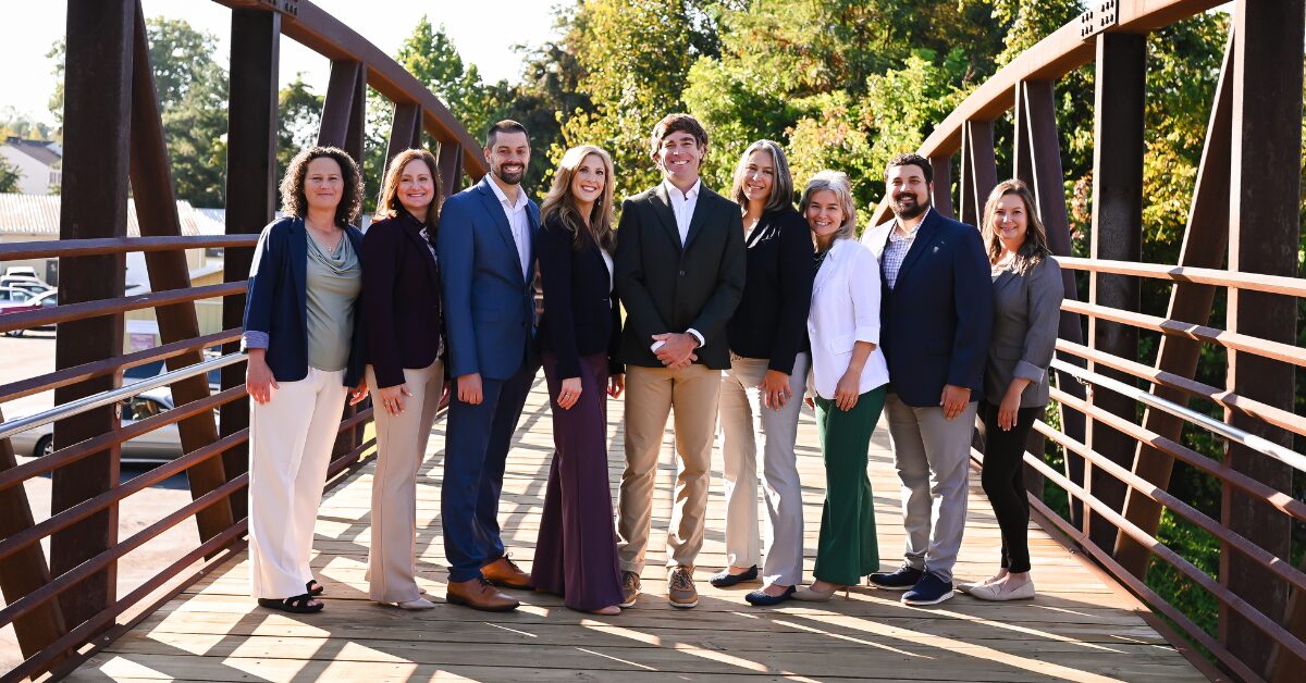 Meridian Financial Partners team photo outside